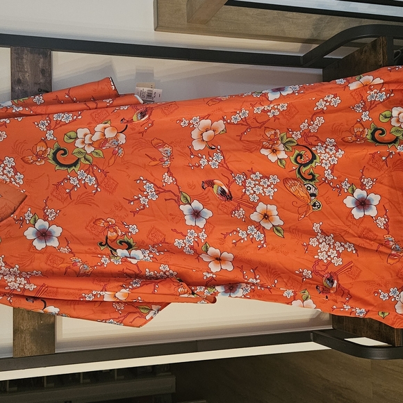 Natori Orange Floral Kimono - Picture 4 of 4